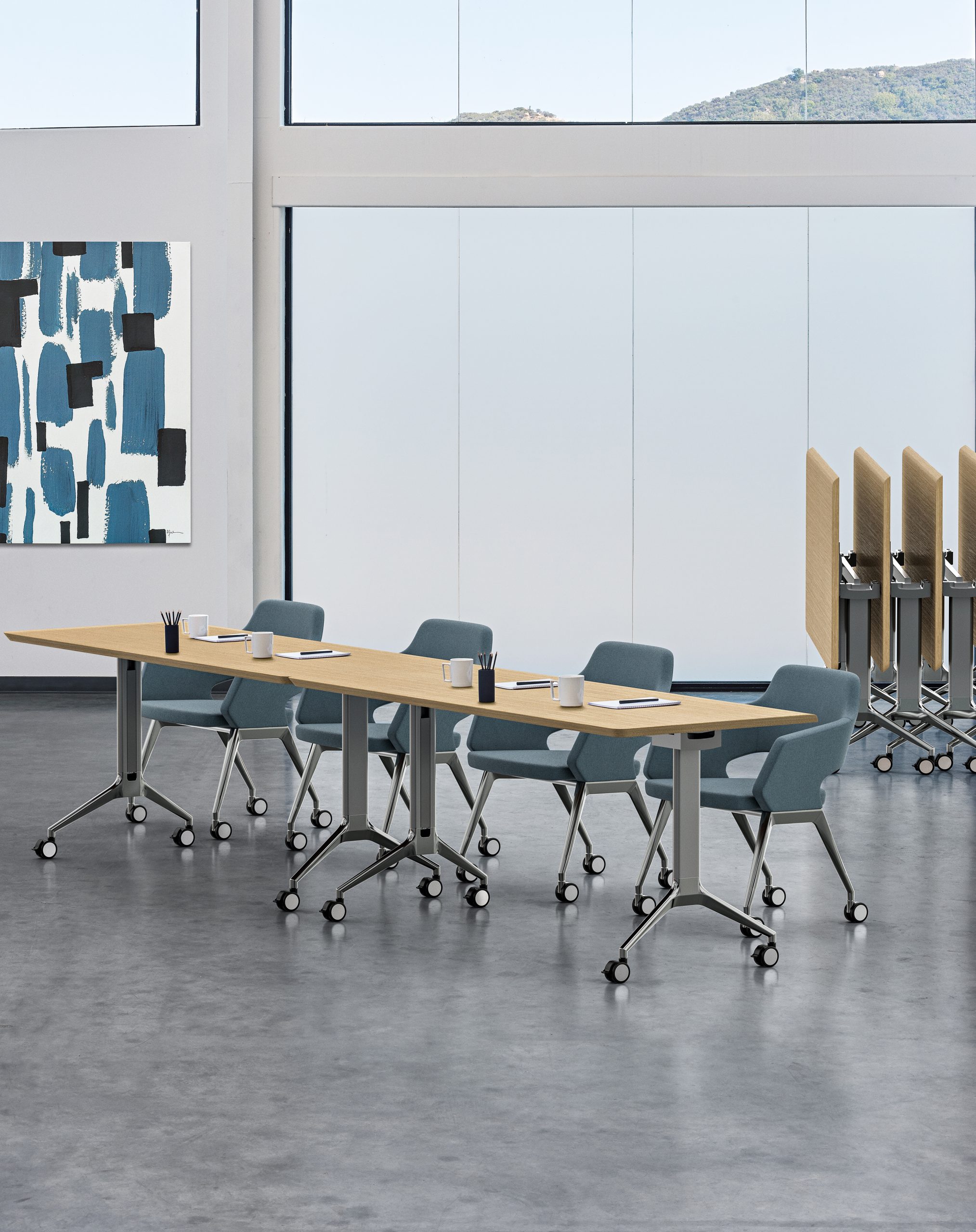 Flirt-Meeting-Tables-Cover-
