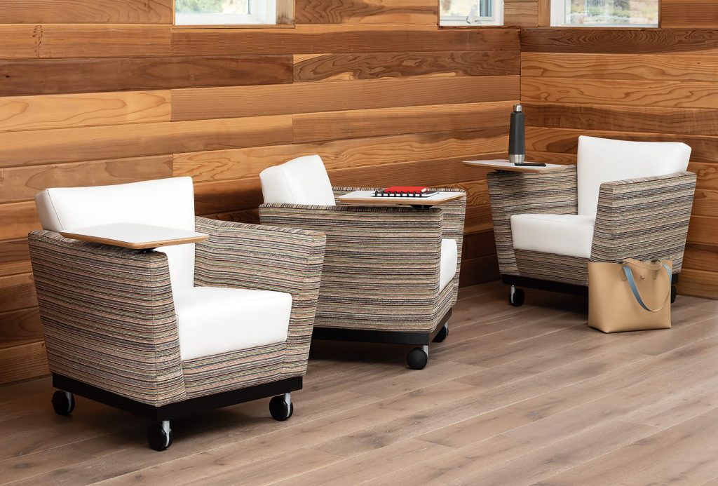 Huddle Lounge Chairs with Tablet and Casters