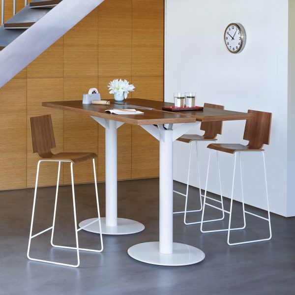 Upward, Mid Back, Meeting Environment