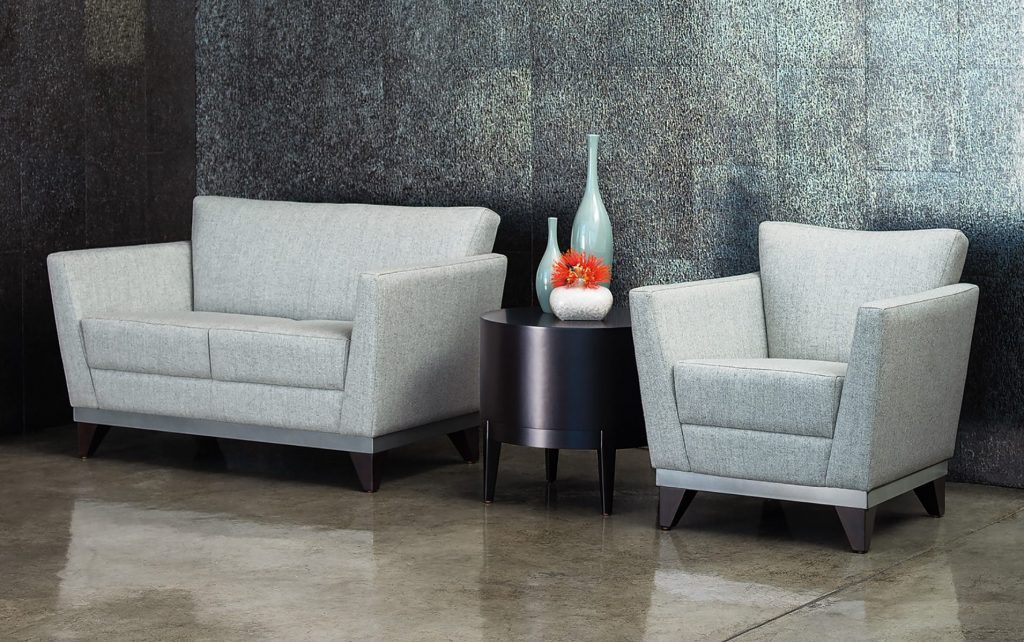 Huddle Lounge and Love Seat with Ovate Occasional Tables