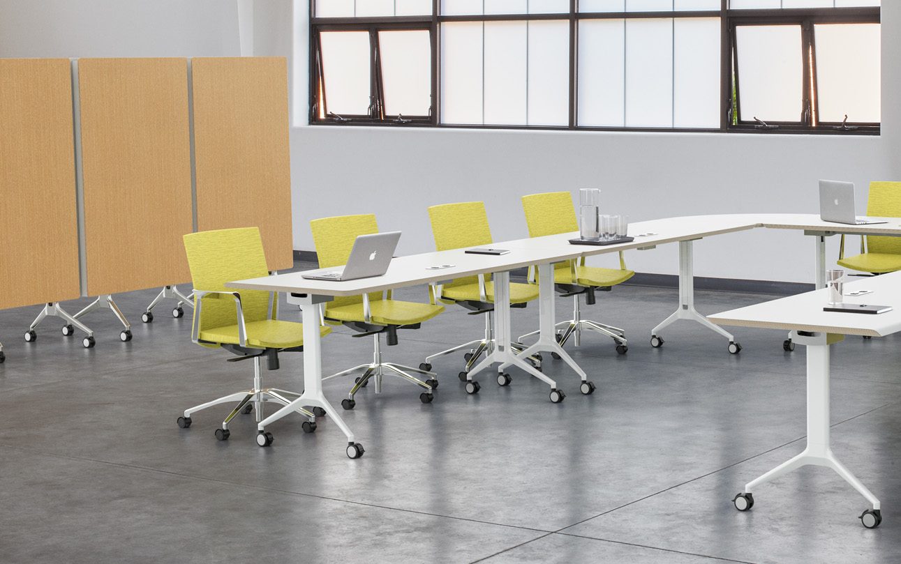 Flirt Multipurpose Tables with Notion Chairs