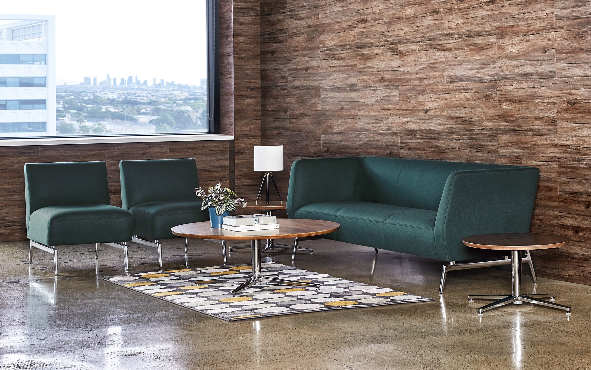 Scenery Lounge and Sofa