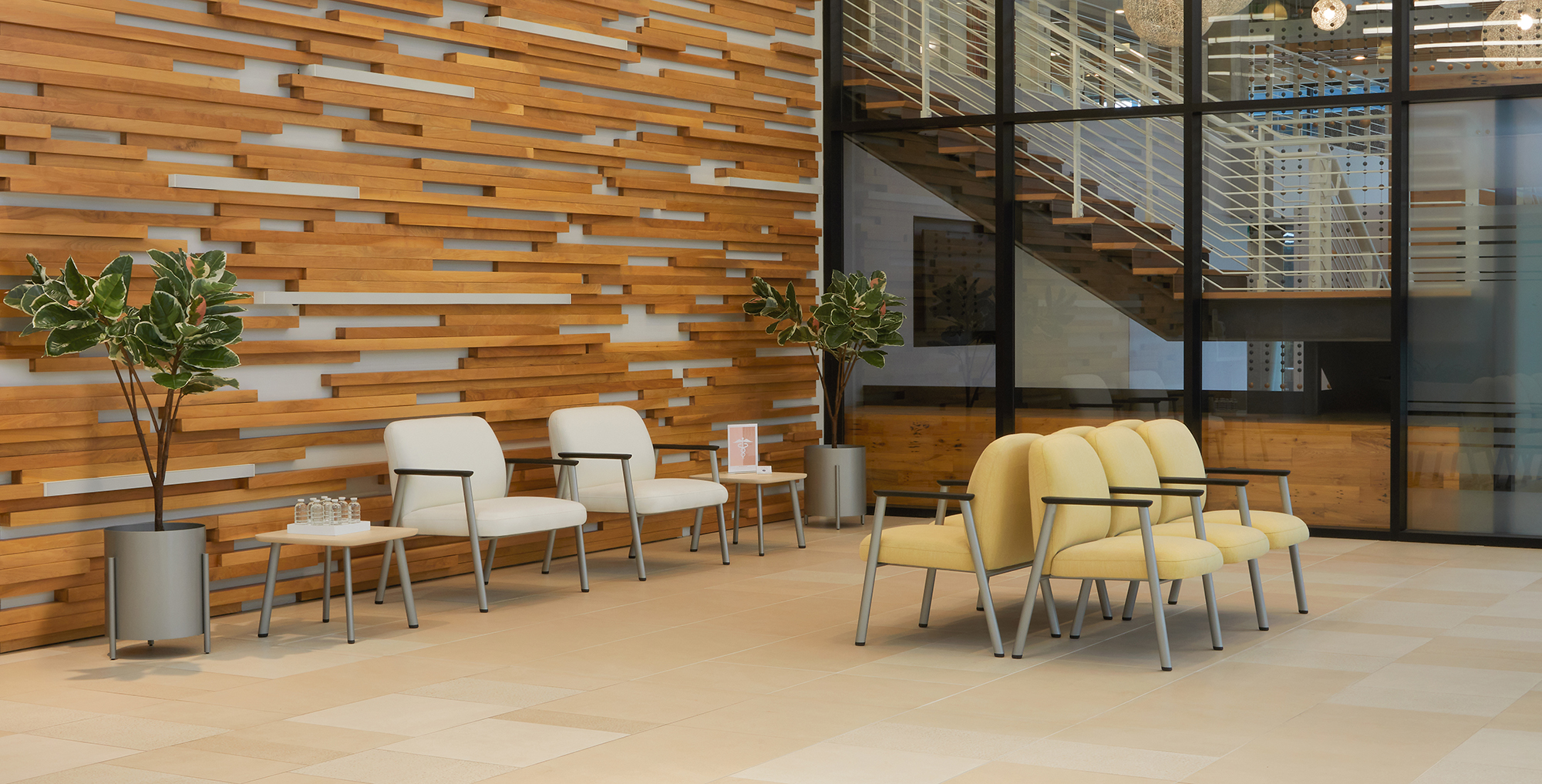 Soa Guest & Tandem with Occasional Tables