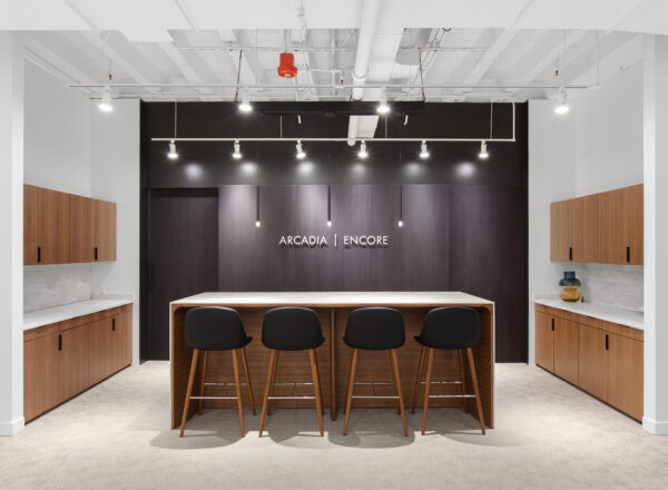 Avelina Meeting Table with Hoom Stools